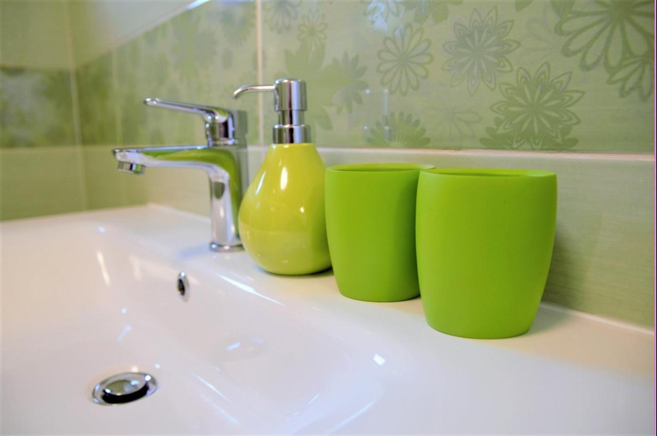 Amaryllis Residence, Apartment Diana & Deluxe Rooms With Shared Kitchen Veli Lošinj Buitenkant foto